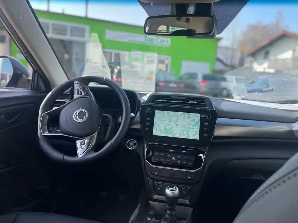 KGM Tivoli NOMAD+ 1.5 163 PS LED/Keyless/PDC vorne null-photo-21