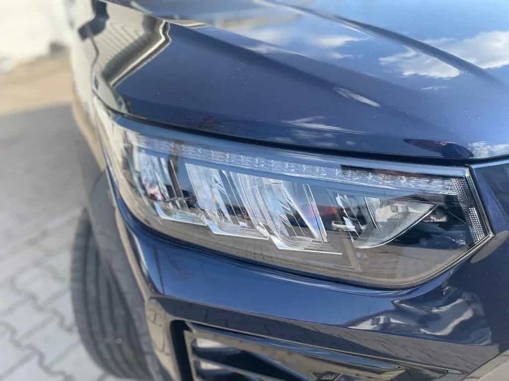KGM Tivoli NOMAD+ 1.5 163 PS LED/Keyless/PDC vorne null-photo-8