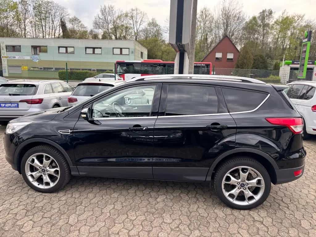 Ford Kuga 2.0TDCI*Titanium*1.Hand*Zahnriemen*Tüv NEU! 10/2015-photo-5