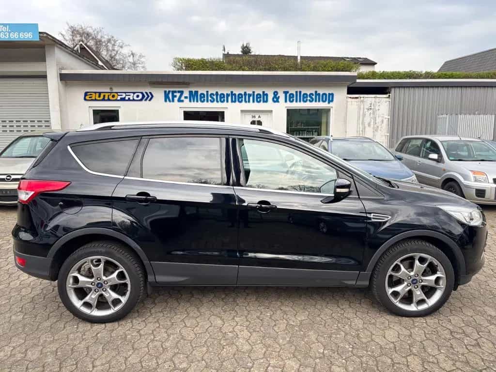 Ford Kuga 2.0TDCI*Titanium*1.Hand*Zahnriemen*Tüv NEU! 10/2015-photo-6