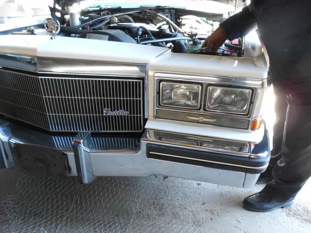 Cadillac Fleetwood Brougham H-Zulassung 07/1984-photo-10