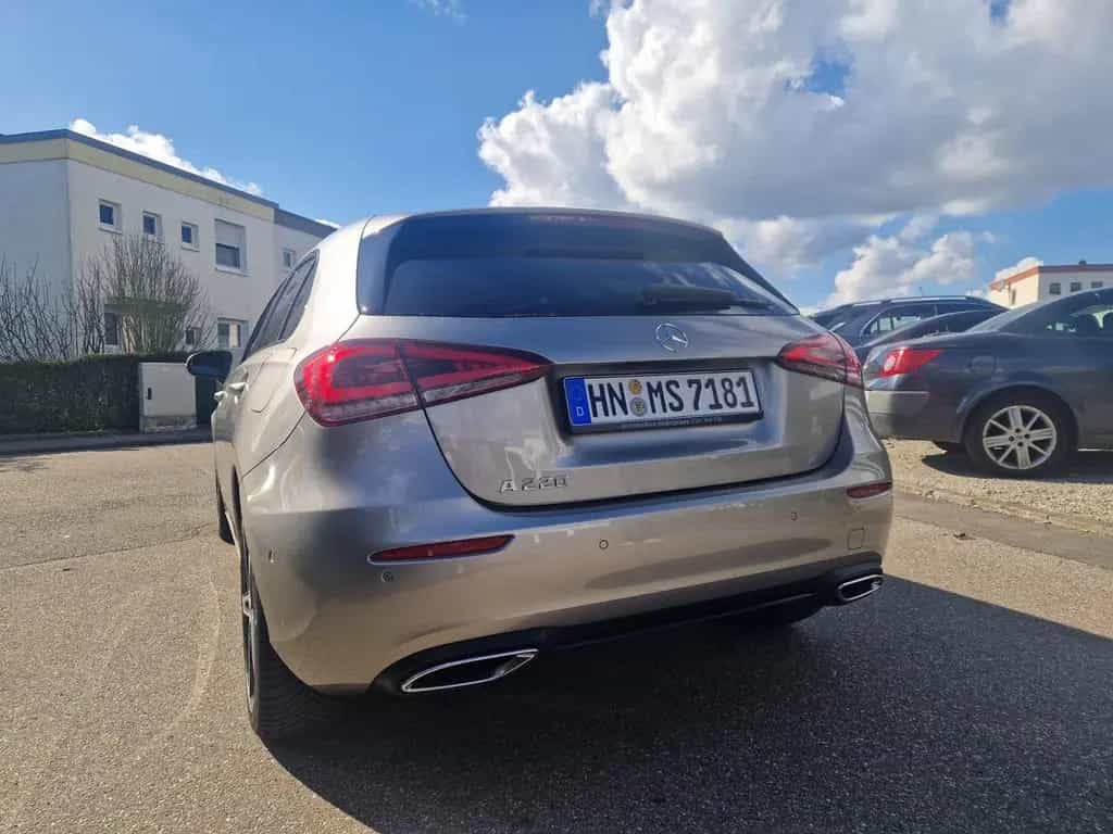 Mercedes-Benz A-Class 220 DCT 10/2019-photo-5