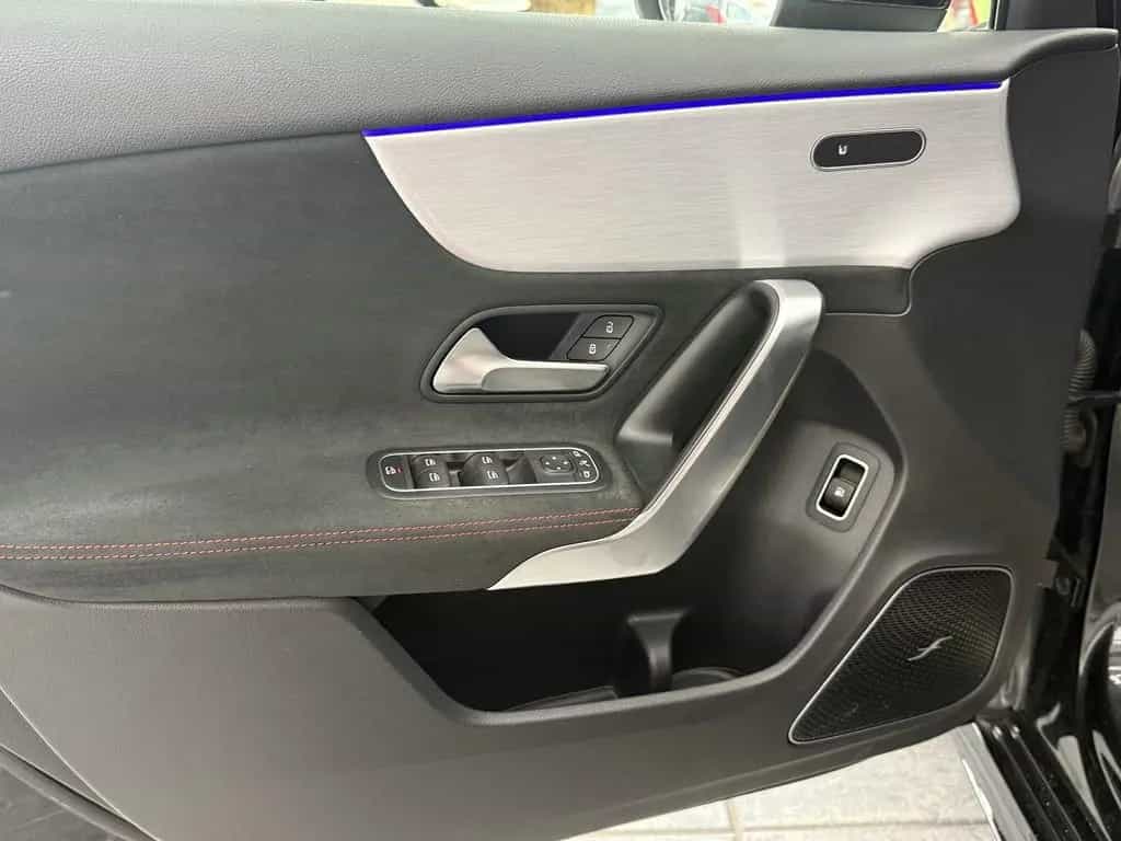 Mercedes-Benz A-Class 250 e AMG Line, LED, Burmester, MBUX, 360° 09/2020-photo-11