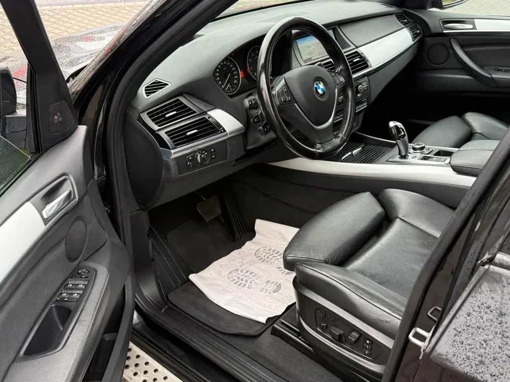 BMW X5 X-Drive 50i V8 4,4*M-SPORT PAKET*PANO*HUD*VOL 02/2012-photo-11