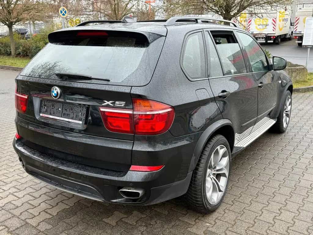 BMW X5 X-Drive 50i V8 4,4*M-SPORT PAKET*PANO*HUD*VOL 02/2012-photo-15