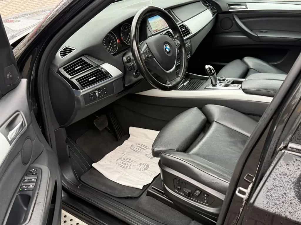 BMW X5 X-Drive 50i V8 4,4*M-SPORT PAKET*PANO*HUD*VOL 02/2012-photo-28