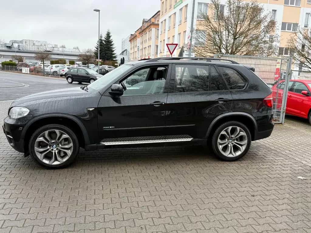 BMW X5 X-Drive 50i V8 4,4*M-SPORT PAKET*PANO*HUD*VOL 02/2012-photo-3