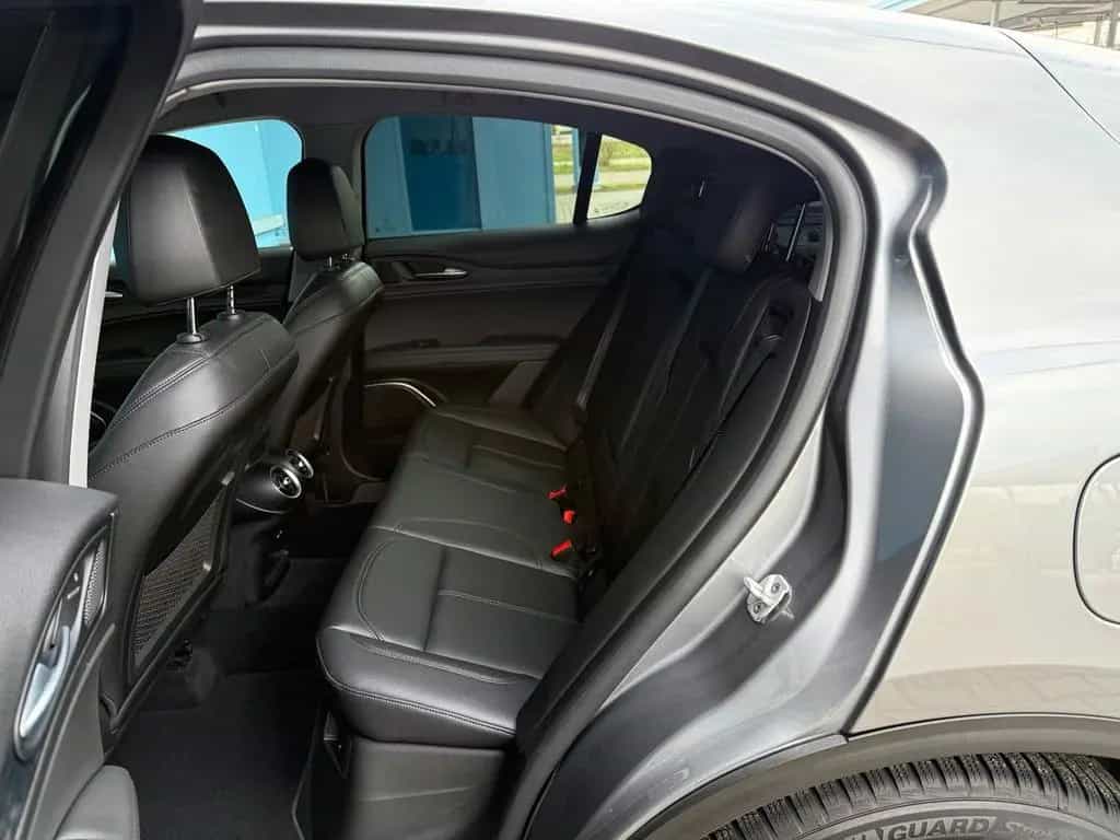 Alfa Romeo Stelvio 07/2020-photo-10