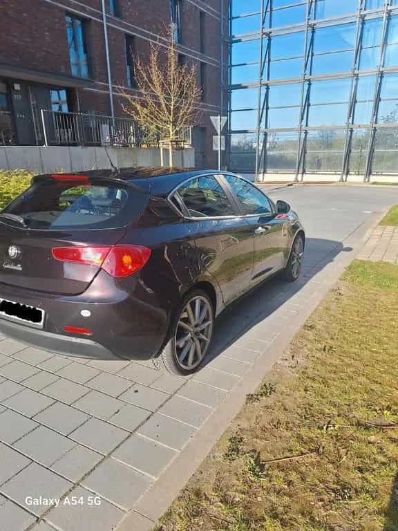 Alfa Romeo Giulietta 1.4 TB 170 PS sport... 11/2010-photo-1