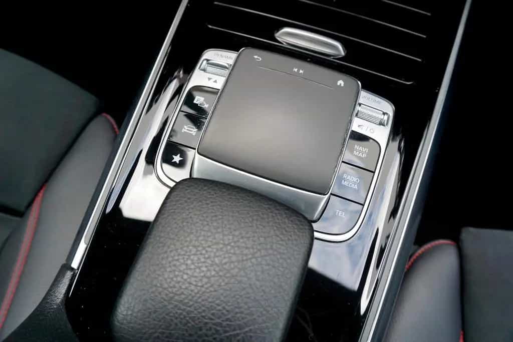 Mercedes-Benz B-Class 250 4M AMG-Line~Navi~MBux~LED~NightP~CarPl~DAB 04/2019-photo-19