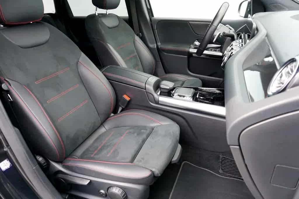 Mercedes-Benz B-Class 250 4M AMG-Line~Navi~MBux~LED~NightP~CarPl~DAB 04/2019-photo-24