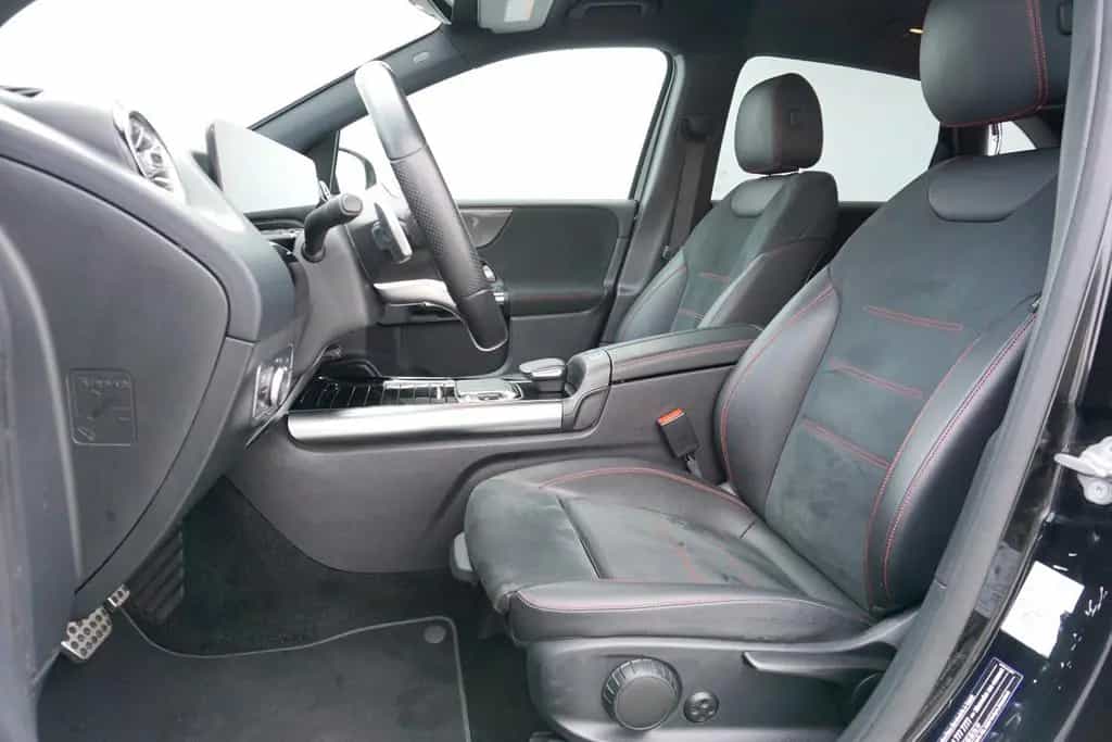Mercedes-Benz B-Class 250 4M AMG-Line~Navi~MBux~LED~NightP~CarPl~DAB 04/2019-photo-31