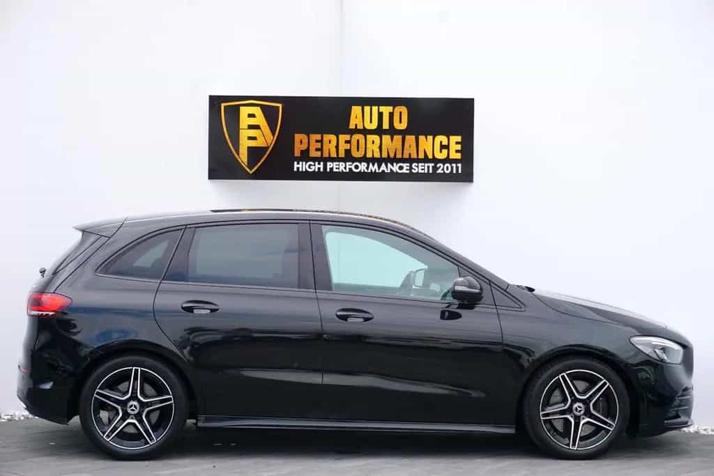 Mercedes-Benz B-Class 250 4M AMG-Line~Navi~MBux~LED~NightP~CarPl~DAB 04/2019-photo-5