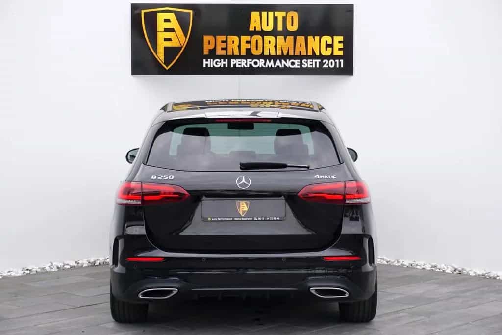 Mercedes-Benz B-Class 250 4M AMG-Line~Navi~MBux~LED~NightP~CarPl~DAB 04/2019-photo-9