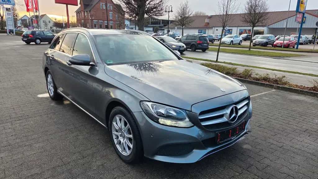 Mercedes-Benz C-Class 180T-AVANGARDE-AUT+AHK+LEDER+NAVI+KLIMAUT+TOP! 11/2016-photo-10