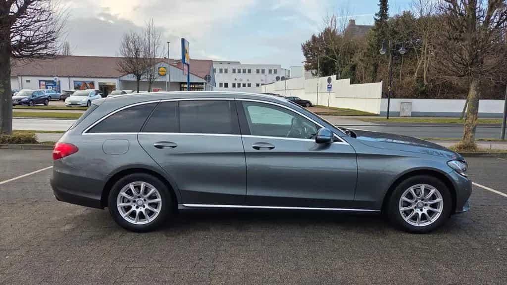Mercedes-Benz C-Class 180T-AVANGARDE-AUT+AHK+LEDER+NAVI+KLIMAUT+TOP! 11/2016-photo-11