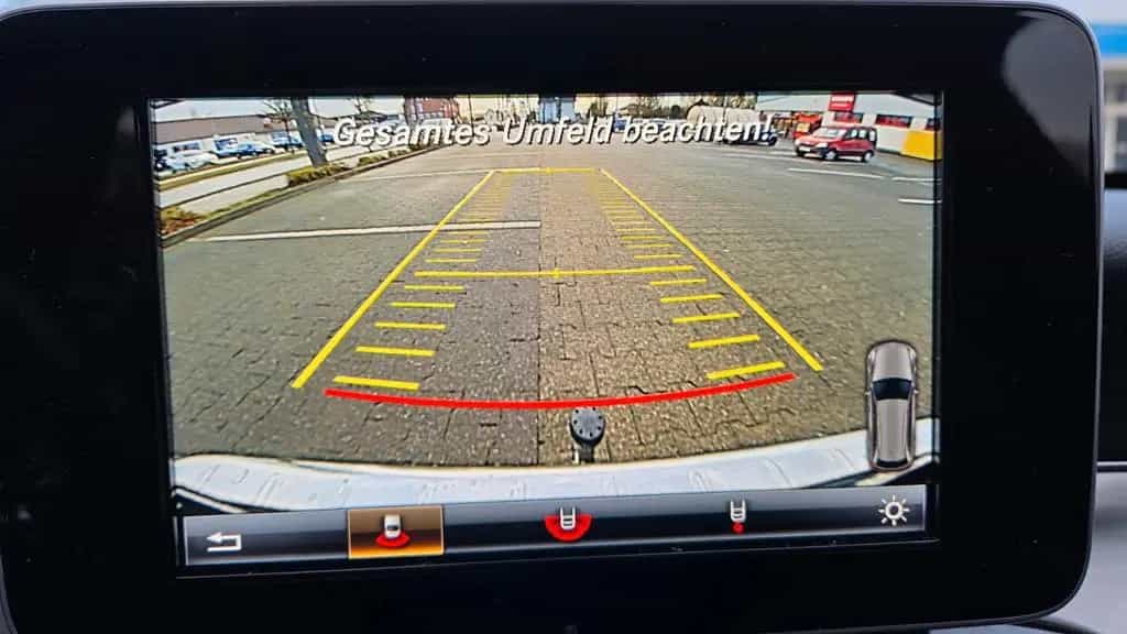 Mercedes-Benz C-Class 180T-AVANGARDE-AUT+AHK+LEDER+NAVI+KLIMAUT+TOP! 11/2016-photo-18