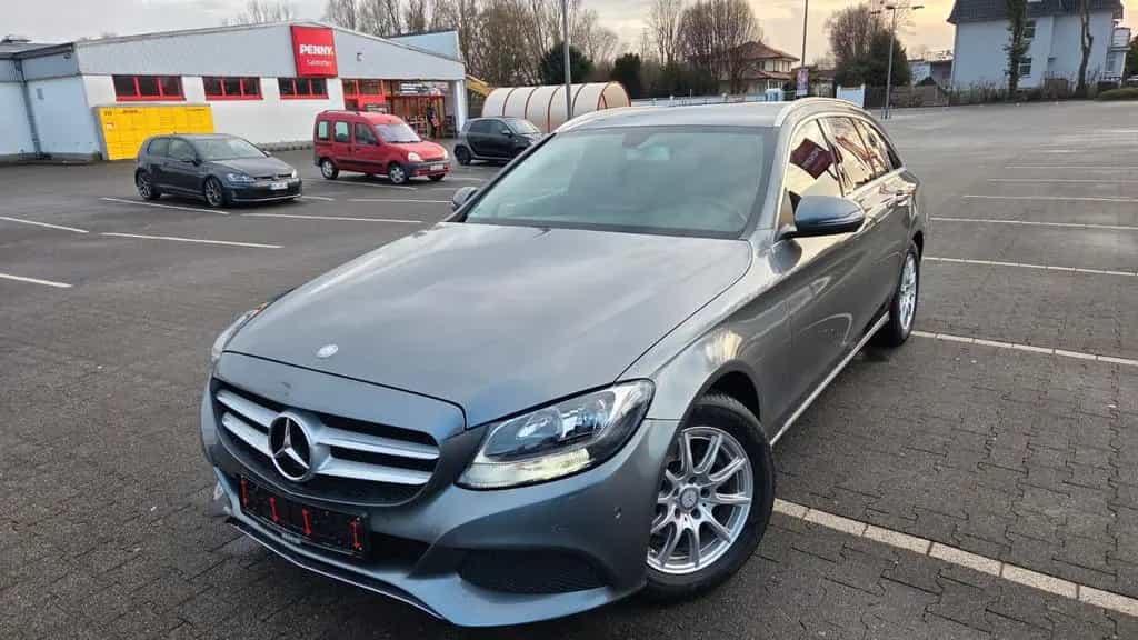Mercedes-Benz C-Class 180T-AVANGARDE-AUT+AHK+LEDER+NAVI+KLIMAUT+TOP! 11/2016-photo-22