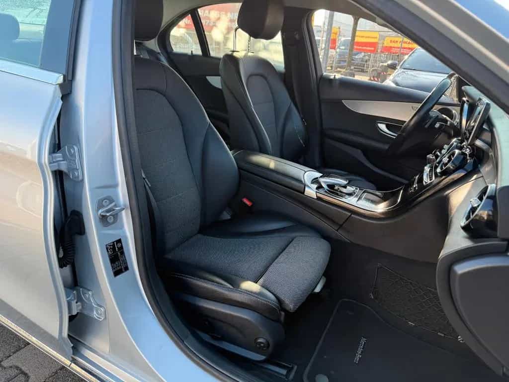 Mercedes-Benz C 180 CGI C-Klasse*EXCLUSIVE*AVANTGARDE*NAVI*PDC 05/2017-photo-11