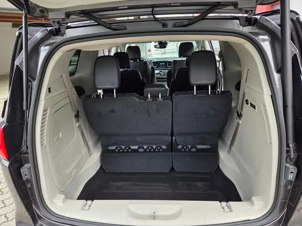 Chrysler Pacifica Lim. Ed. Top gepfl. | Pano | 7-Sitze 04/2018-photo-16