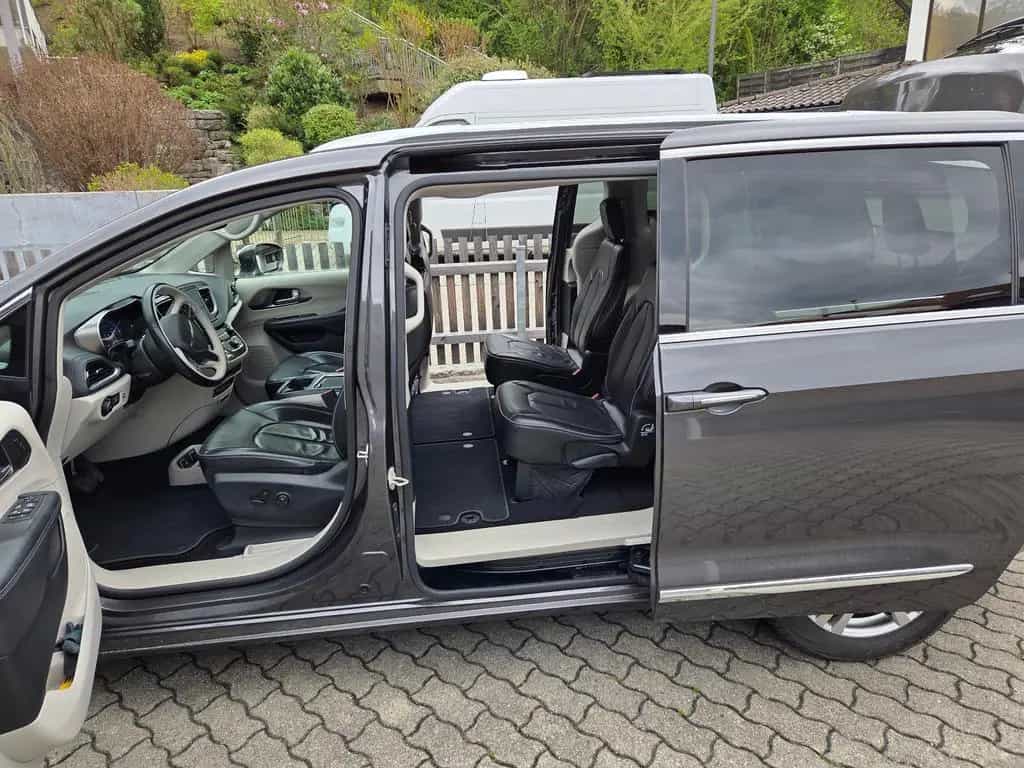 Chrysler Pacifica Lim. Ed. Top gepfl. | Pano | 7-Sitze 04/2018-photo-18