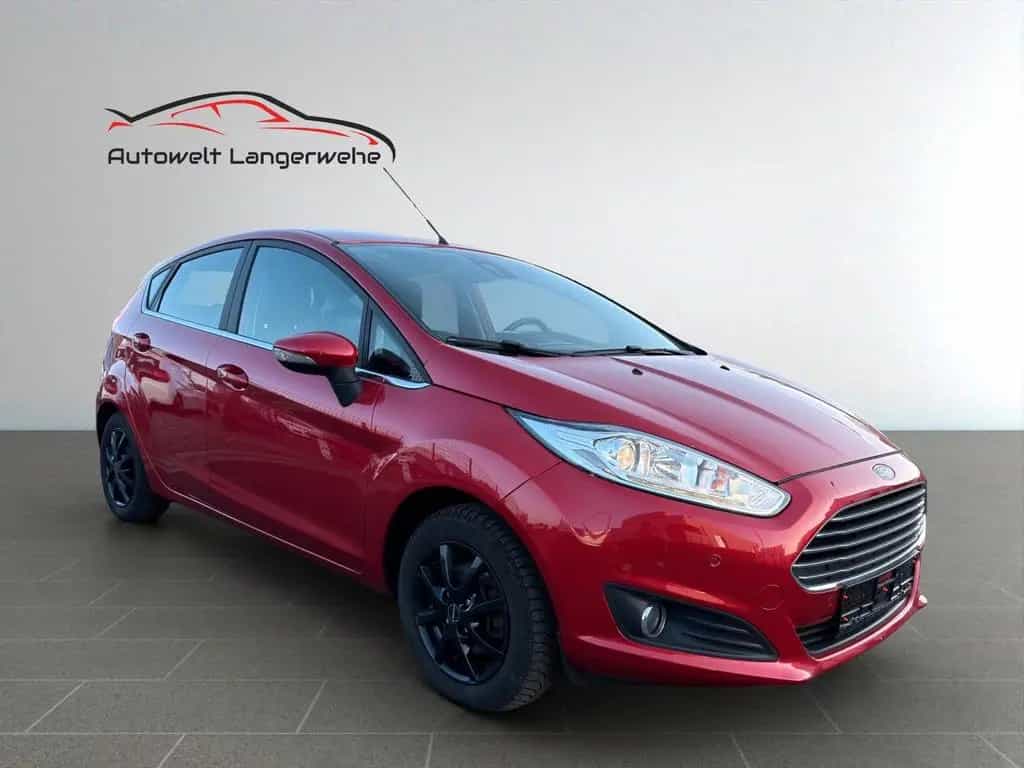 Ford Fiesta 07/2016-photo-1
