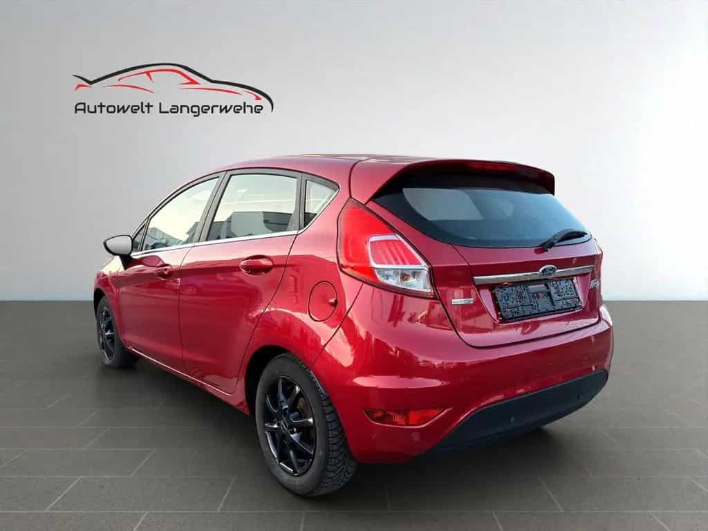 Ford Fiesta 07/2016-photo-4
