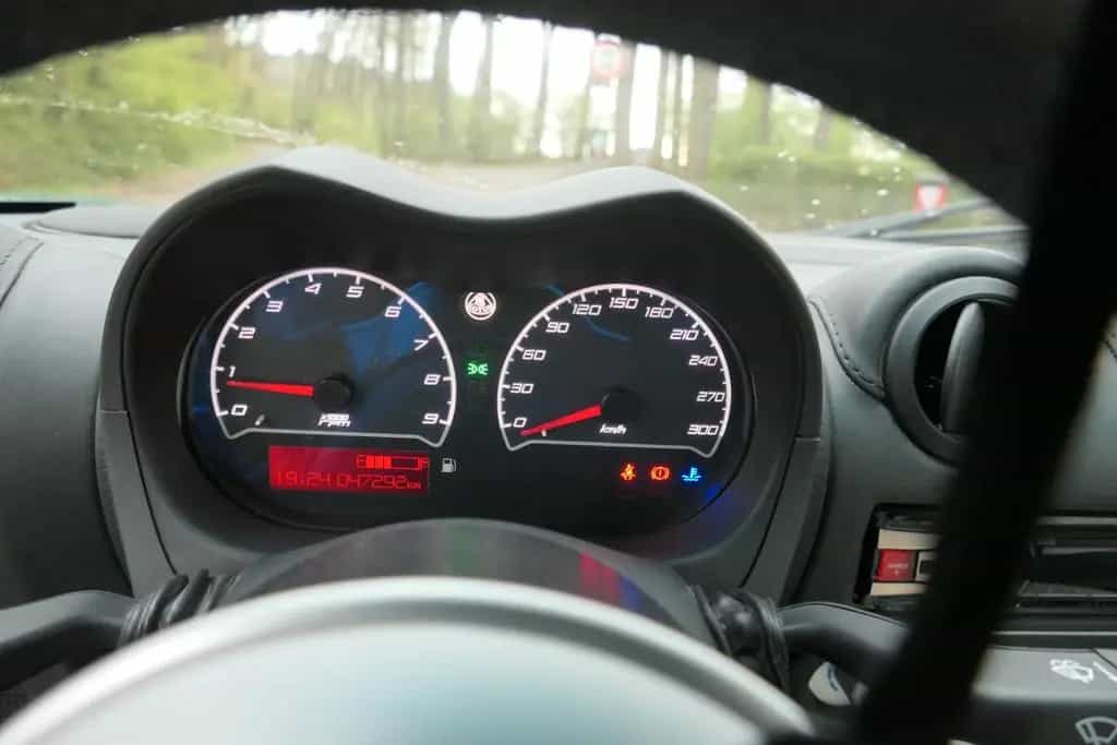 Lotus Sport 220 - 1.Hdn - FSH - wenig KM - TOP!!! 08/2016-photo-35