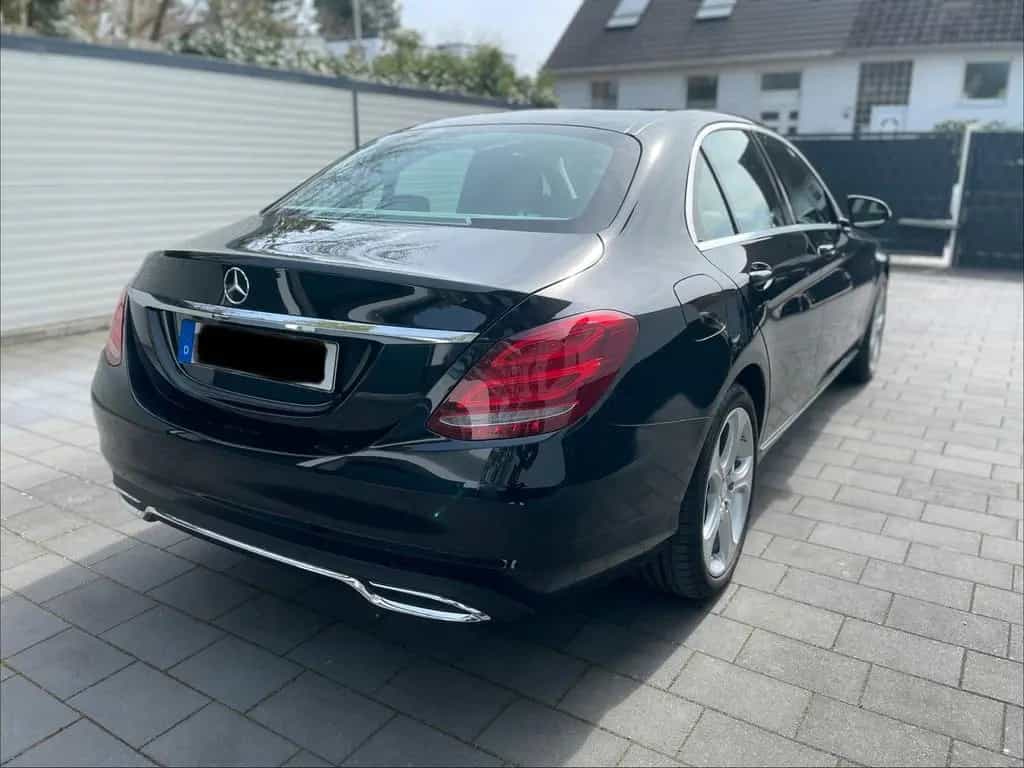 Mercedes-Benz C-Class 200 Exclusiv Edition 04/2016-photo-3