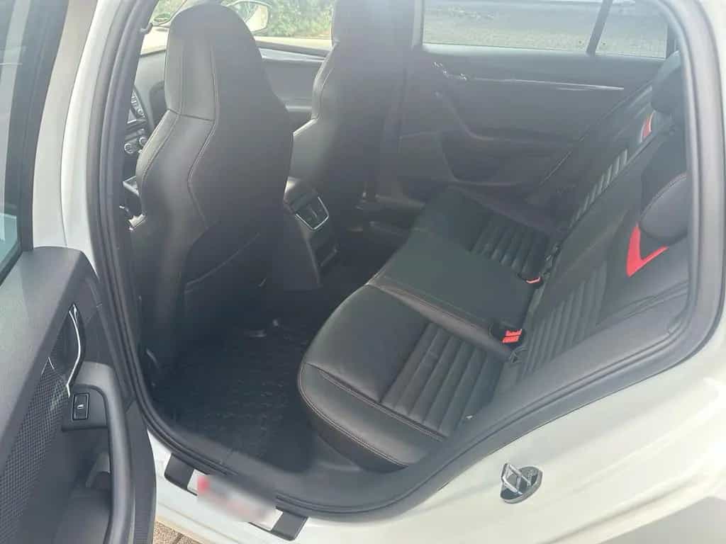 Skoda Octavia RS 2.0T 07/2015-photo-8