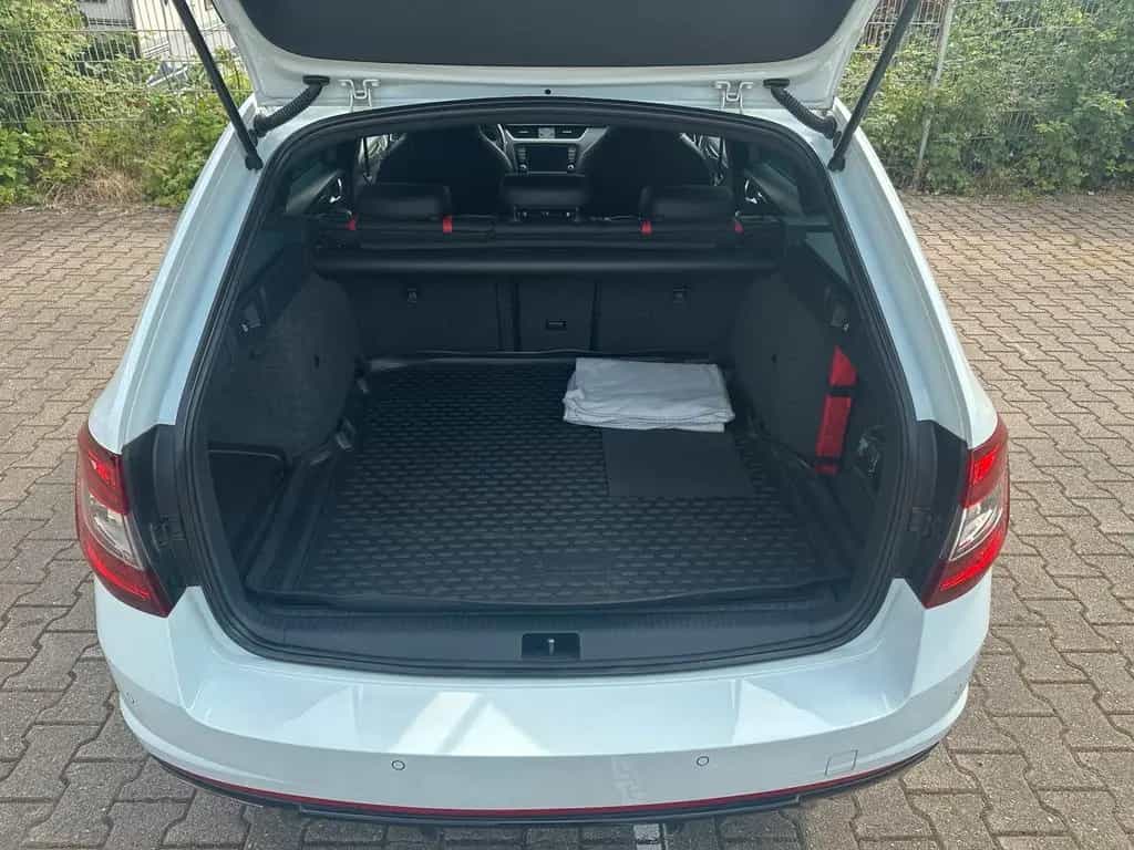 Skoda Octavia RS 2.0T 07/2015-photo-12