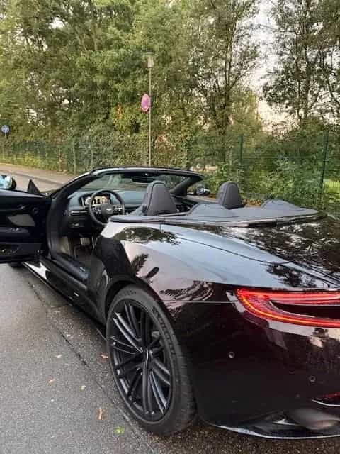 Aston Martin Unfallfrei 1.Hand Neupreis 298.000€ 06/2025-photo-4