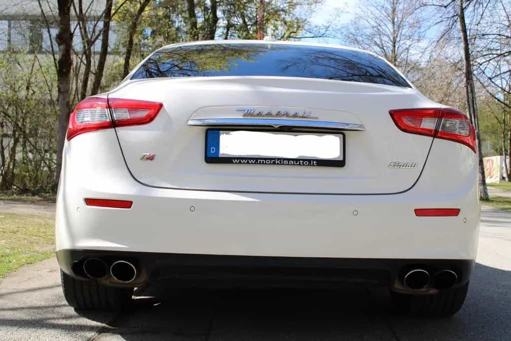 Maserati Ghibli 3.0 V6 S Q4 Automatik S SHZ Kamera PDC 06/2015-photo-10