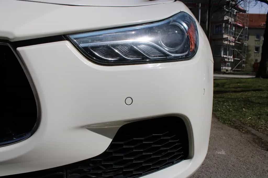 Maserati Ghibli 3.0 V6 S Q4 Automatik S SHZ Kamera PDC 06/2015-photo-4