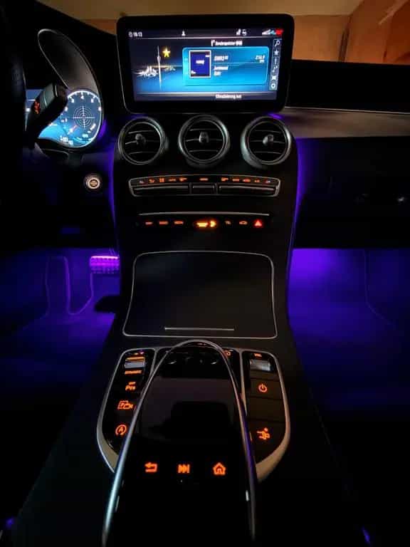 Mercedes-Benz C-Class 300 Autom. - AMG / BURMESTER / HUD / AHK 06/2021-photo-11