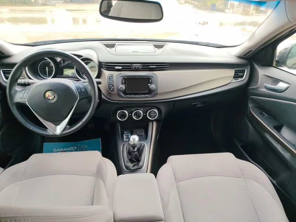 Alfa Romeo Giulietta 1.6 JTDm-2 105 CV Distincti 11/2013-photo-3