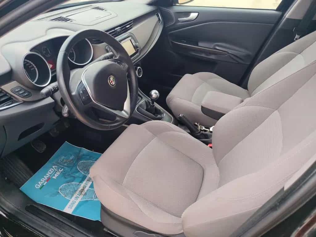 Alfa Romeo Giulietta 1.6 JTDm-2 105 CV Distincti 11/2013-photo-4