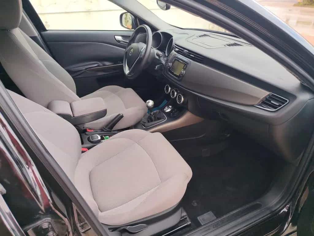 Alfa Romeo Giulietta 1.6 JTDm-2 105 CV Distincti 11/2013-photo-6