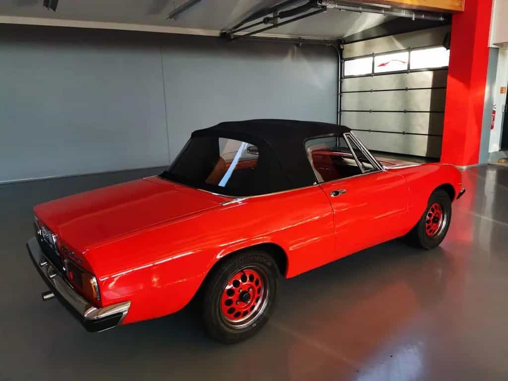 Alfa Romeo Spider 06/1975-photo-1