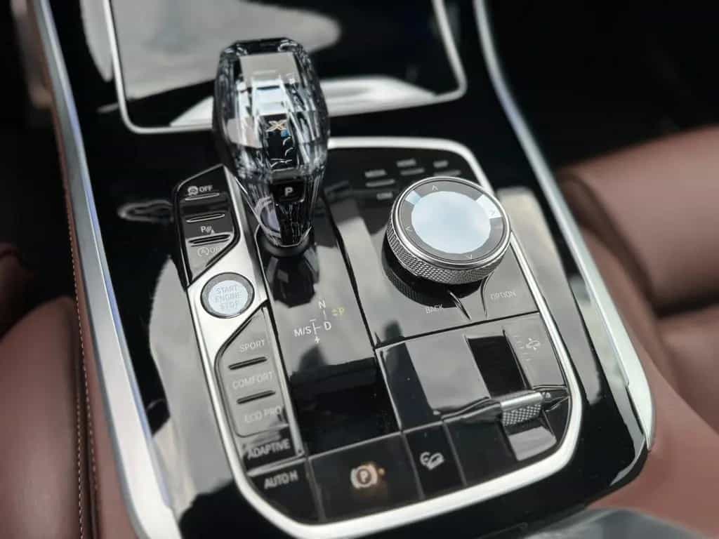 BMW X5 xDrive40i M-Sport Individual 08/2019-photo-14
