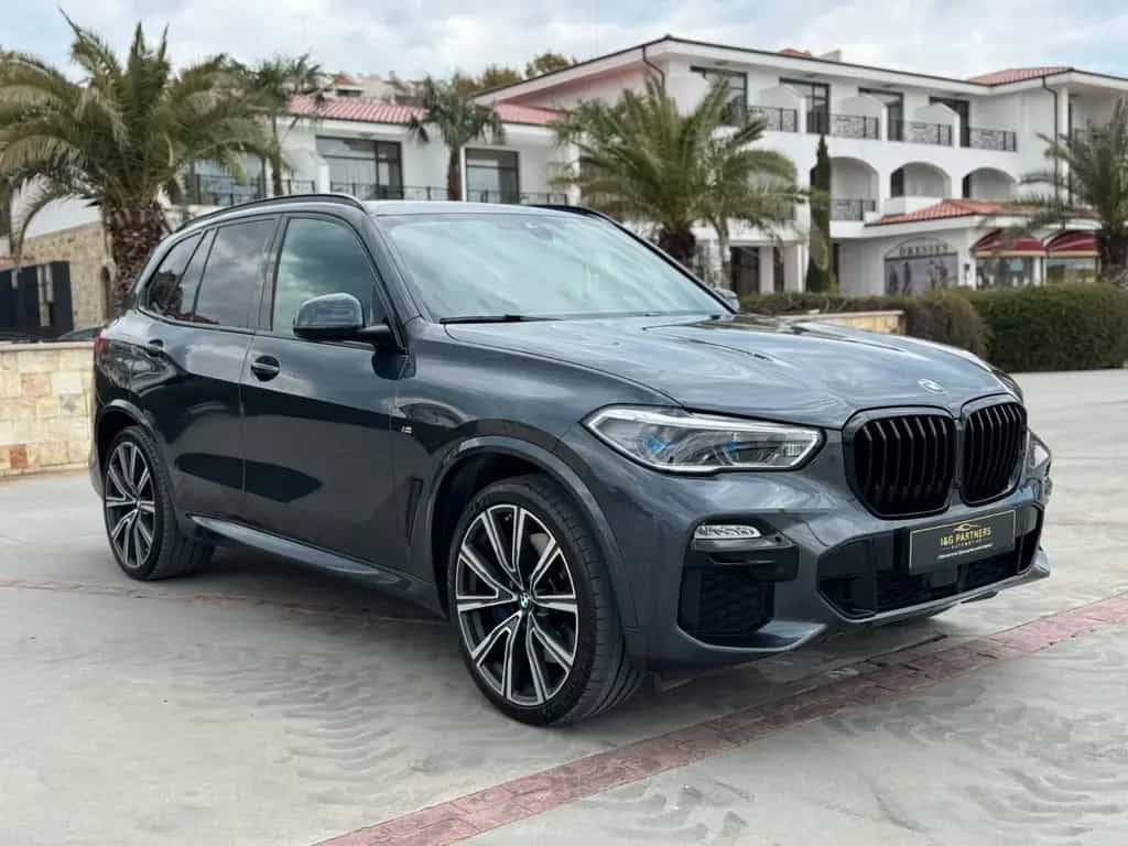 BMW X5 xDrive40i M-Sport Individual 08/2019-photo-4