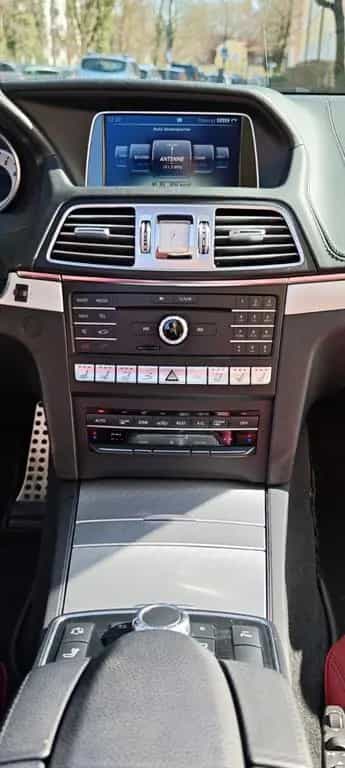 Mercedes-Benz E-Class 200 Sport Edition Autom. Sport Edition 05/2016-photo-4