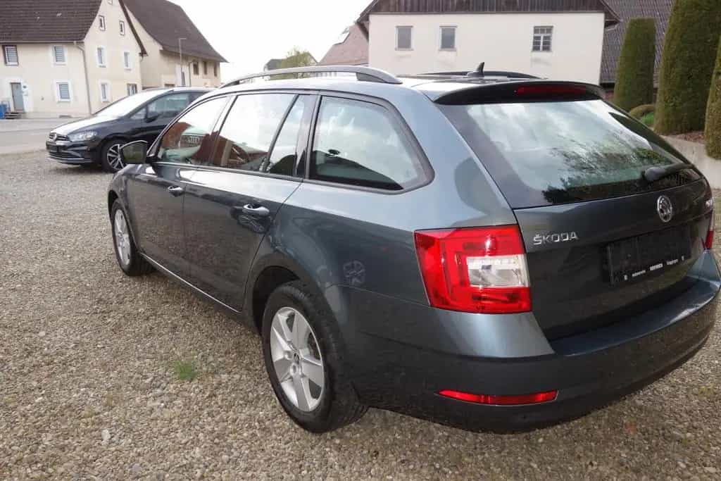 Skoda Octavia Combi Ambition 05/2019-photo-3