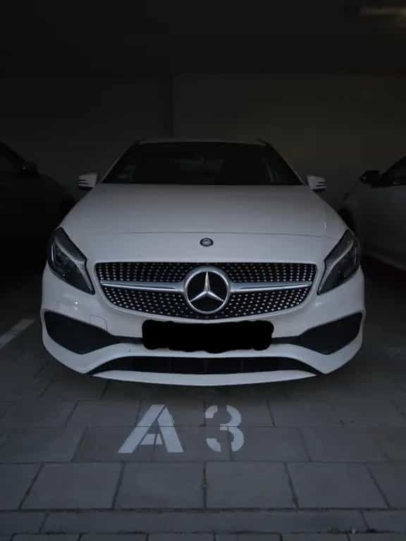 Mercedes-Benz A-Class 180 (BlueEFFICIENCY) 7G-DCT AMG Sport 04/2017-photo-0