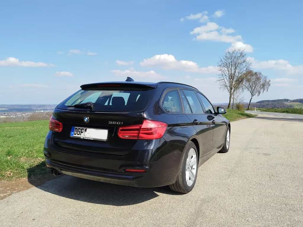 BMW 3 Series 320i Touring Sport Line Automatic Spo... 11/2018-photo-2