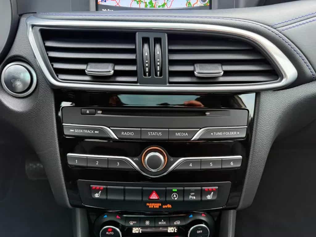 Infiniti Q30 1.6 16V Luxe Tech|Panorama|Kamera|BOSE|DAB 03/2020-photo-16