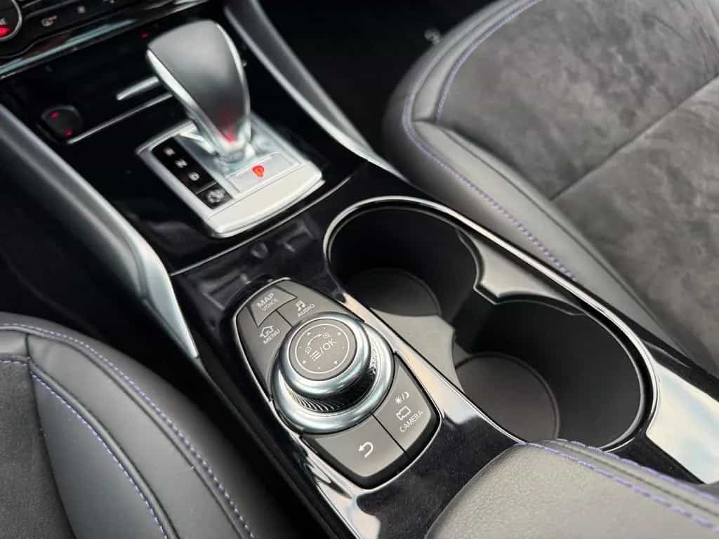 Infiniti Q30 1.6 16V Luxe Tech|Panorama|Kamera|BOSE|DAB 03/2020-photo-18
