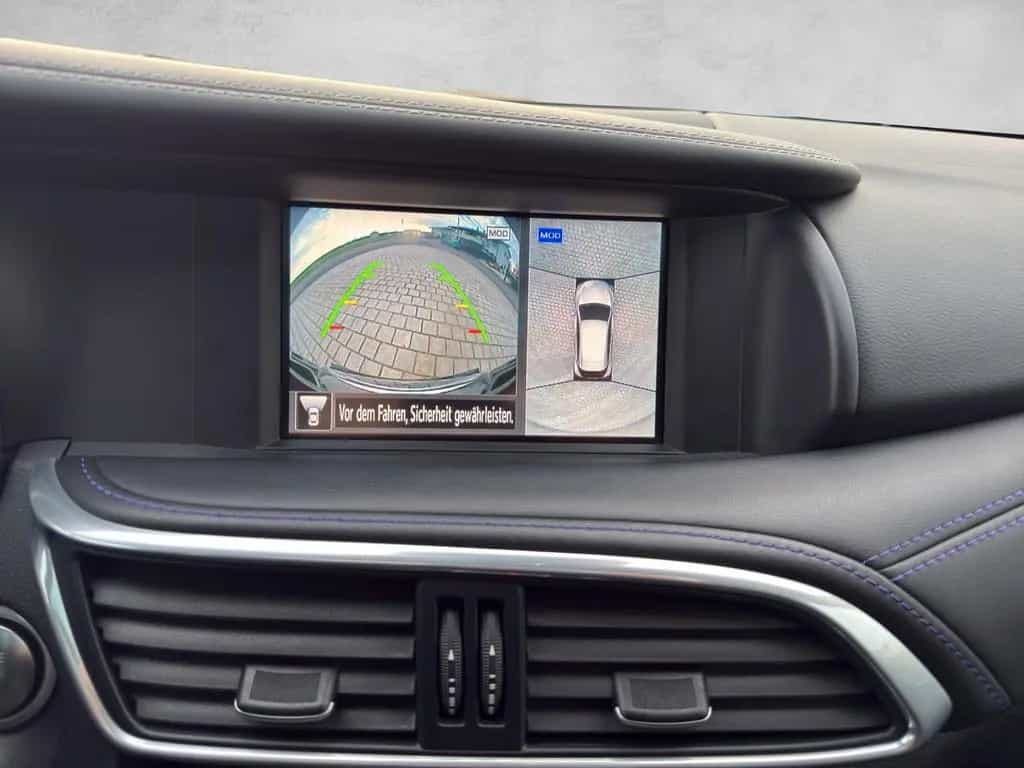 Infiniti Q30 1.6 16V Luxe Tech|Panorama|Kamera|BOSE|DAB 03/2020-photo-21