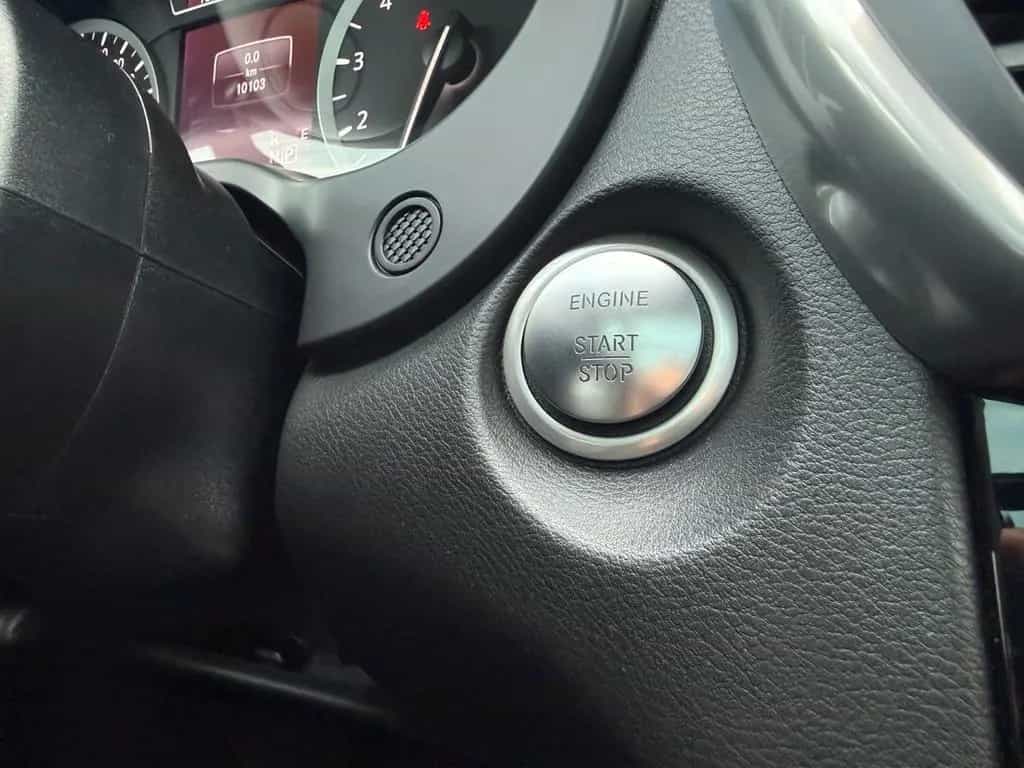 Infiniti Q30 1.6 16V Luxe Tech|Panorama|Kamera|BOSE|DAB 03/2020-photo-24
