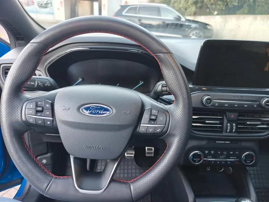Ford Focus ST-Line, Panorama, GJR, Kam, HUD, LED, ACC 10/2018-photo-5